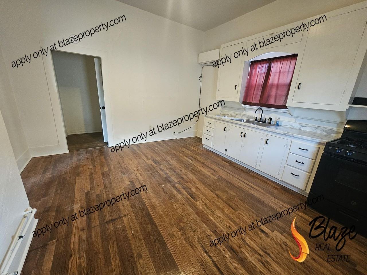 1511 Se 11th Ave - Photo 5 of 14