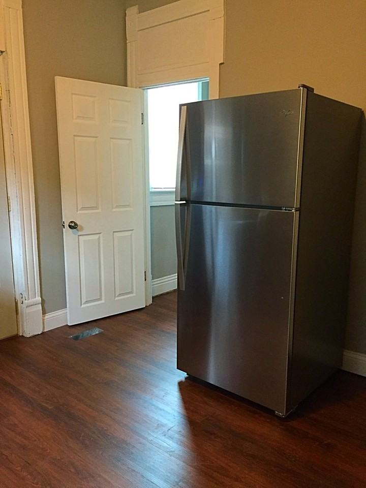 The Green Door - Photo 4 of 13