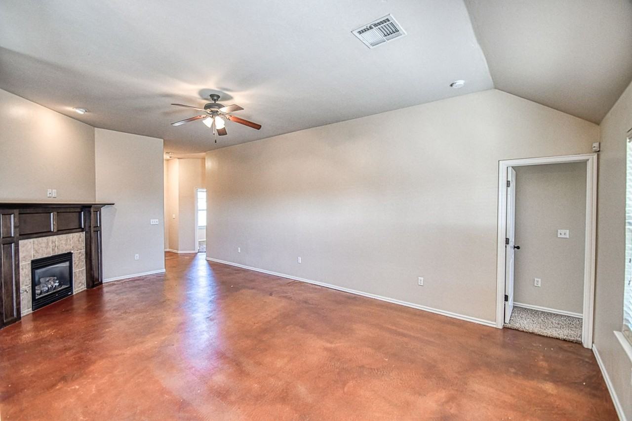 1004 Ridgeway Dr - Photo 7 of 28