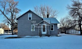 featured image of 510 E Maple St