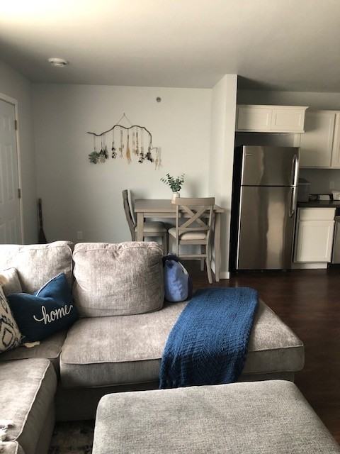 2129 Bunker Ln - Photo 6 of 15