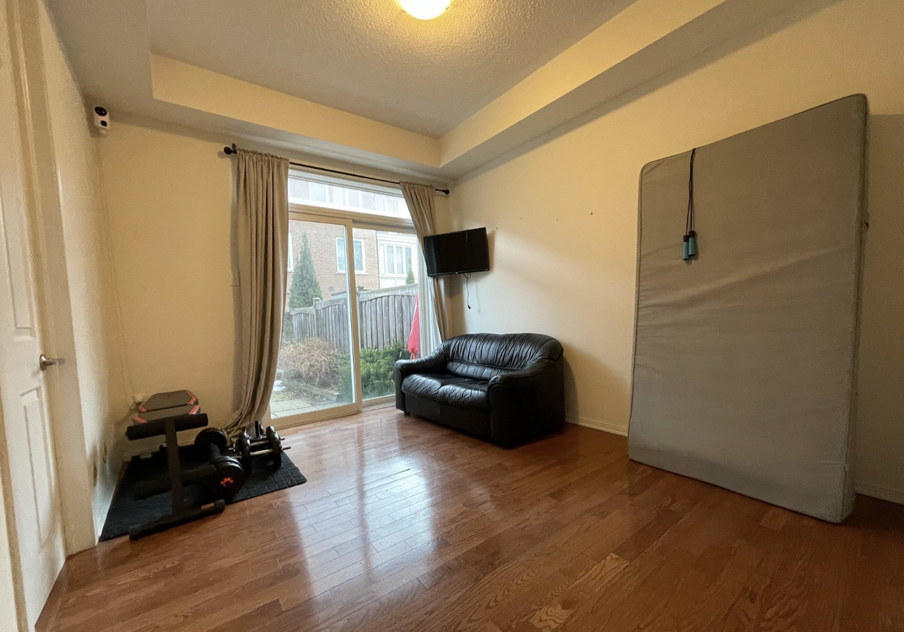 15 Yates Avenue - Photo 2 of 12