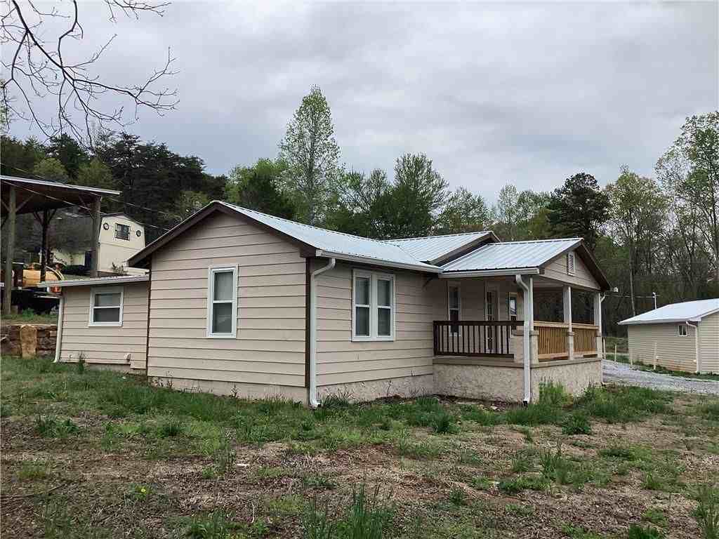 6401 Old Dahlonega Hwy - Photo 2 of 14