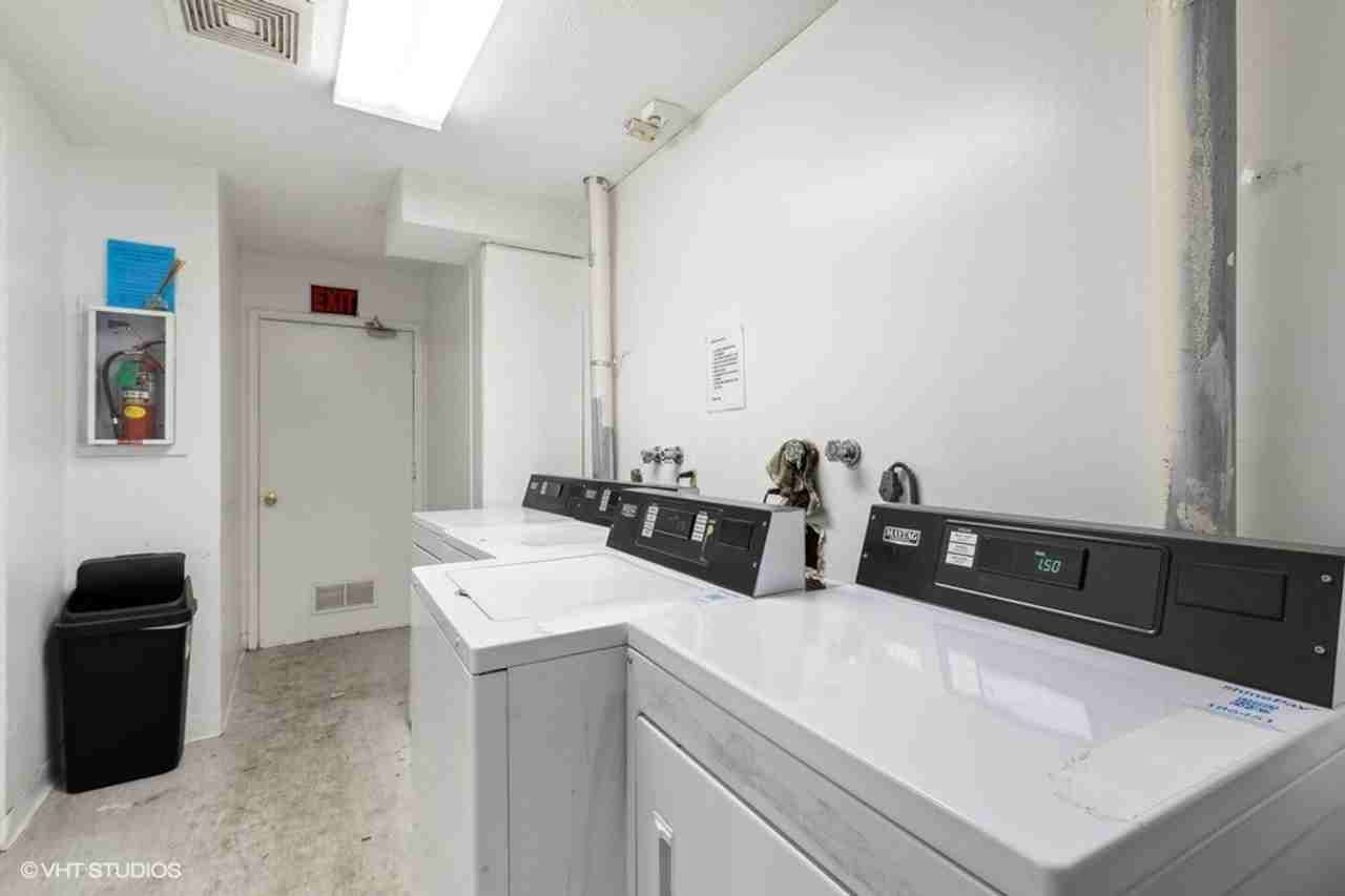 6315 Hickman Road ##12 - Photo 3 of 21