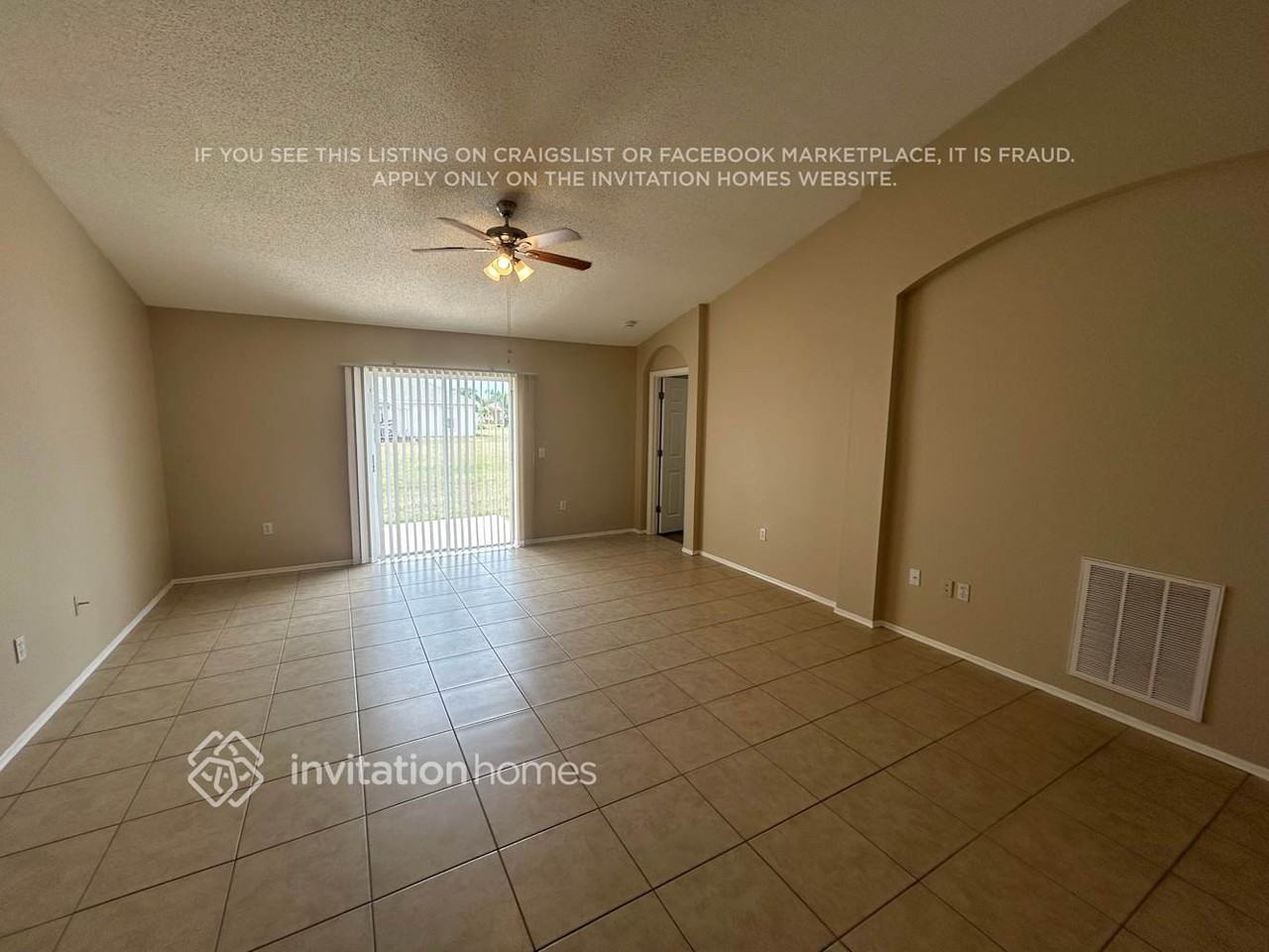 5261 English Dr - Photo 2 of 14