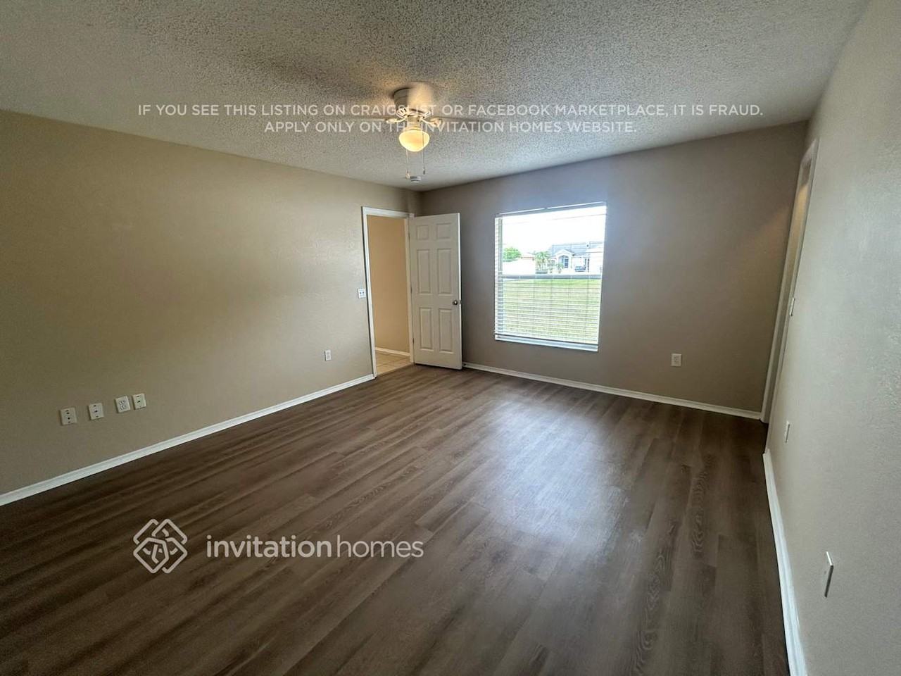 5261 English Dr - Photo 6 of 14