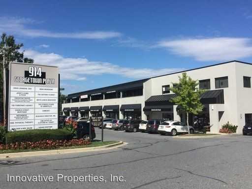 Georgetown Plaza - Photo 2 of 16