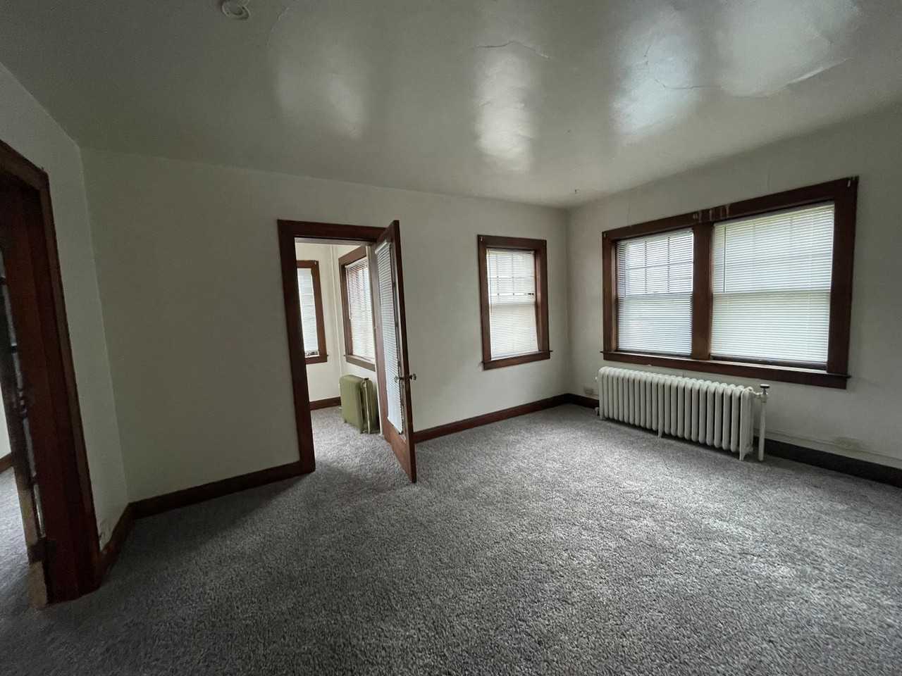 O - Oakland Court - Photo 7 of 15