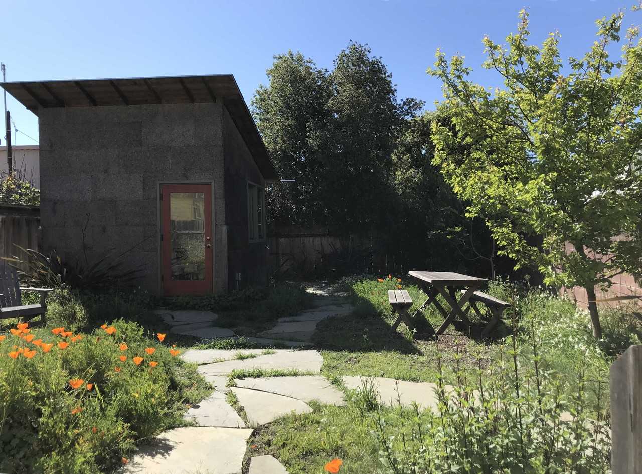 1322 Dwight Way #1 - Photo 4 of 10