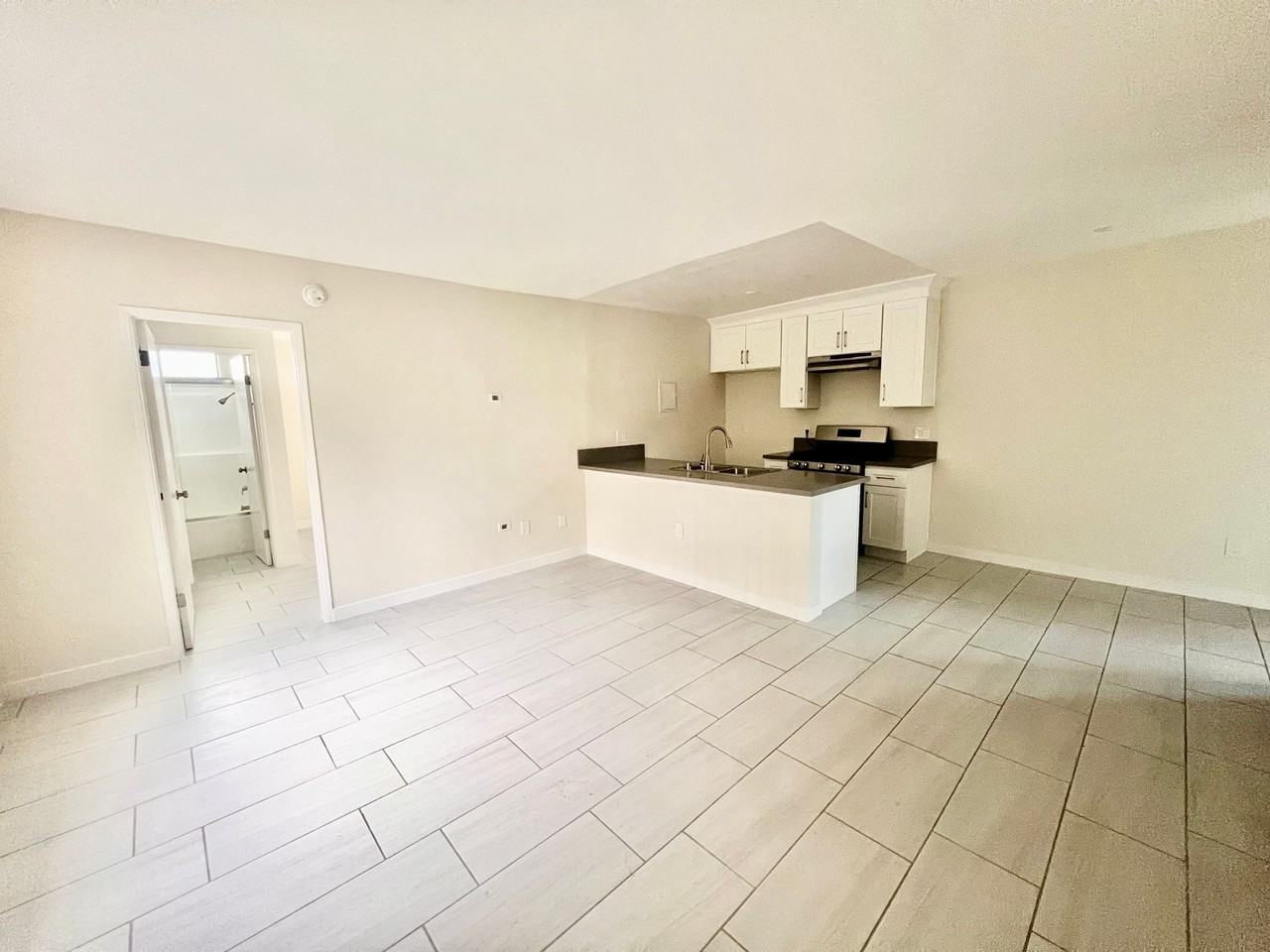 Casa Espana - Photo 2 of 6