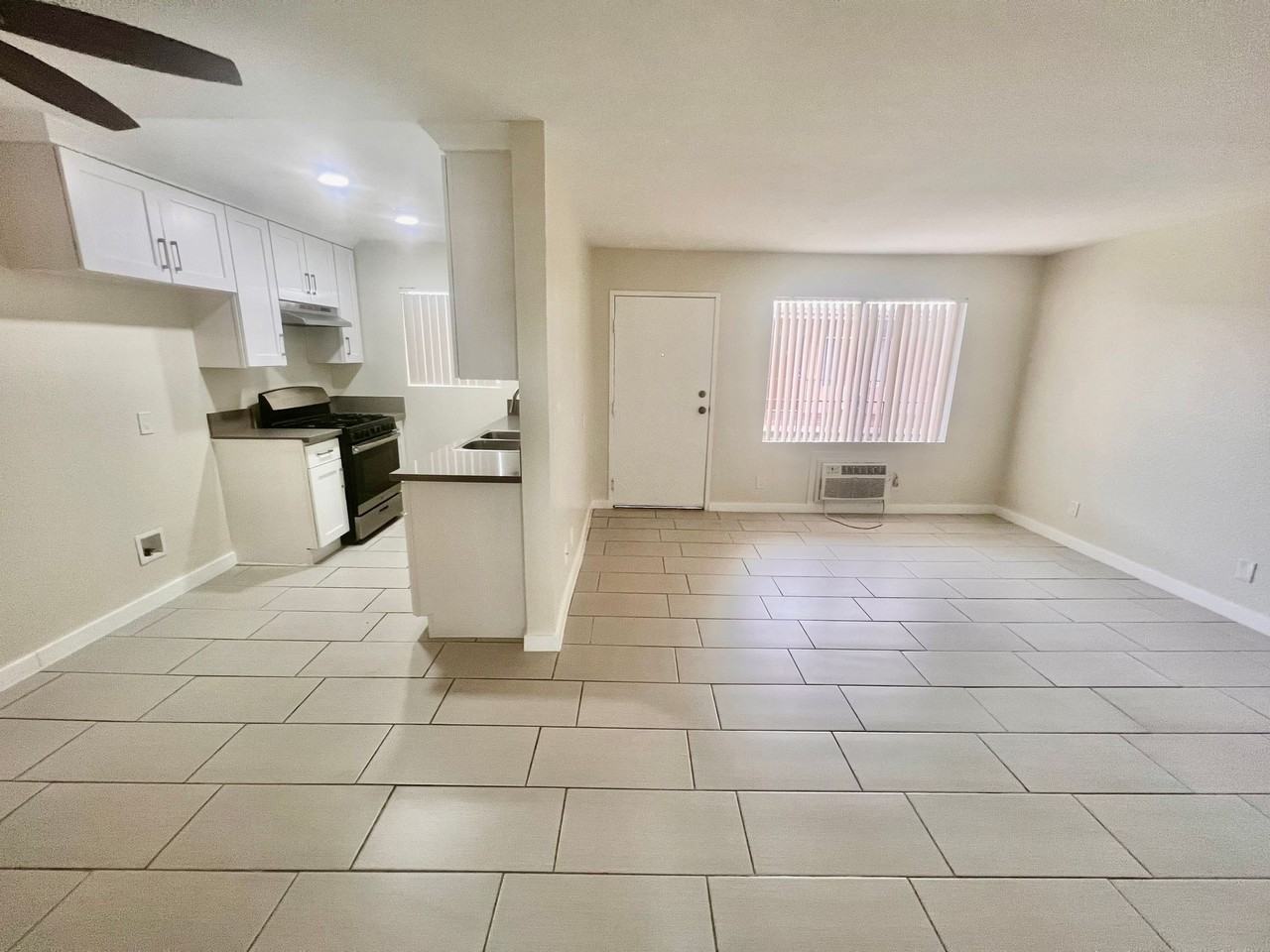 Columbus Apartments - Photo 3 of 9