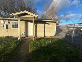 PO6067 - Photo 1 of 1