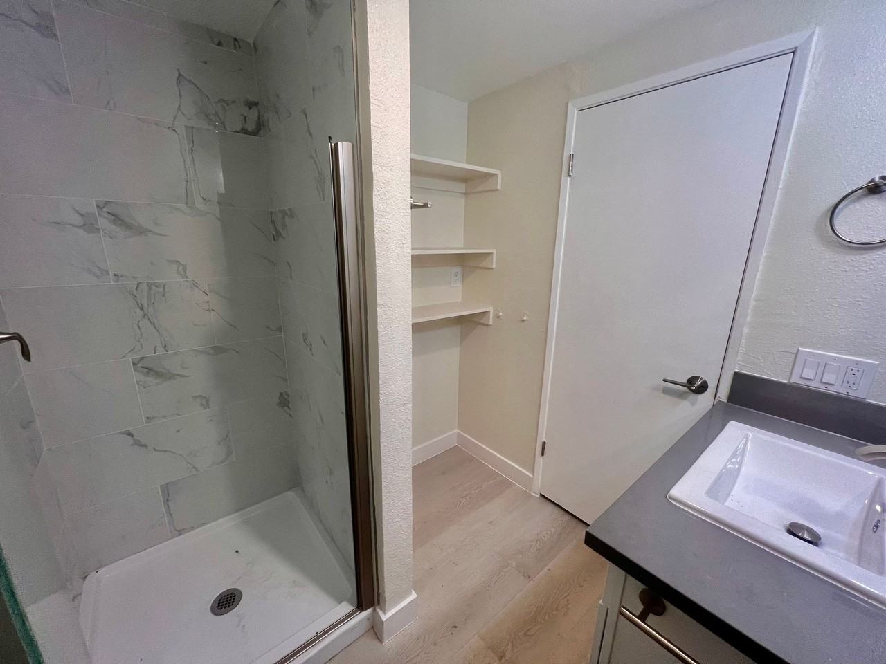 Columbus Terrace - Photo 4 of 12