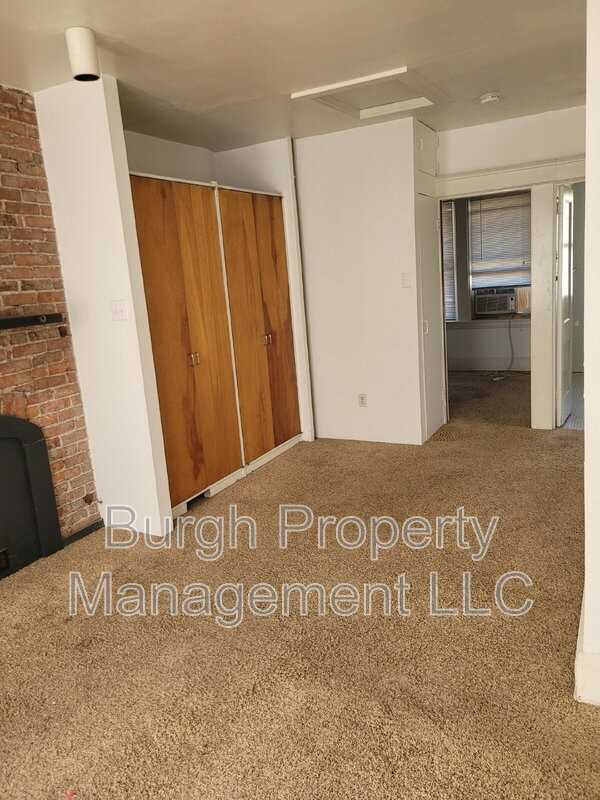 441 Locust St - Photo 3 of 13