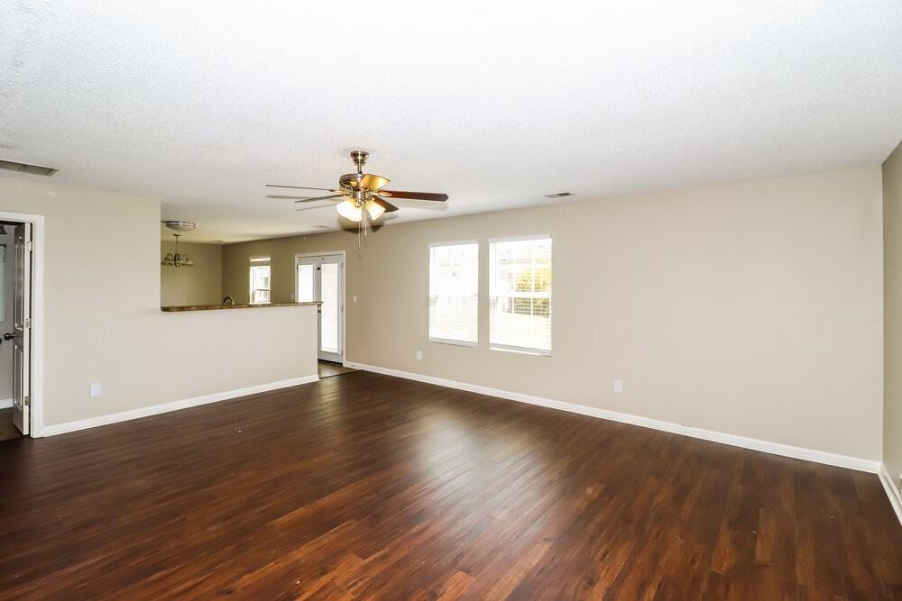 10071 Woodlee Cv - Photo 7 of 20