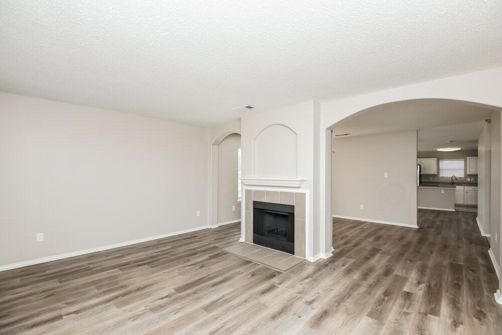 8101 Gardengate Court - Photo 4 of 17