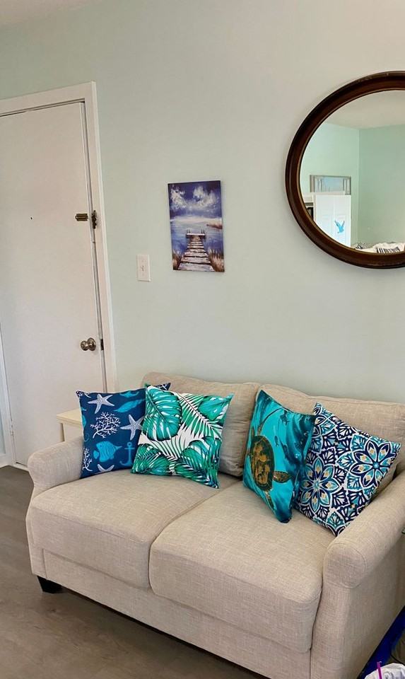 6114 Harbourside Dr - Photo 3 of 3