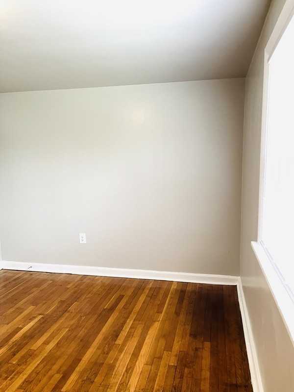 5435 Remuda Dr - Photo 2 of 10