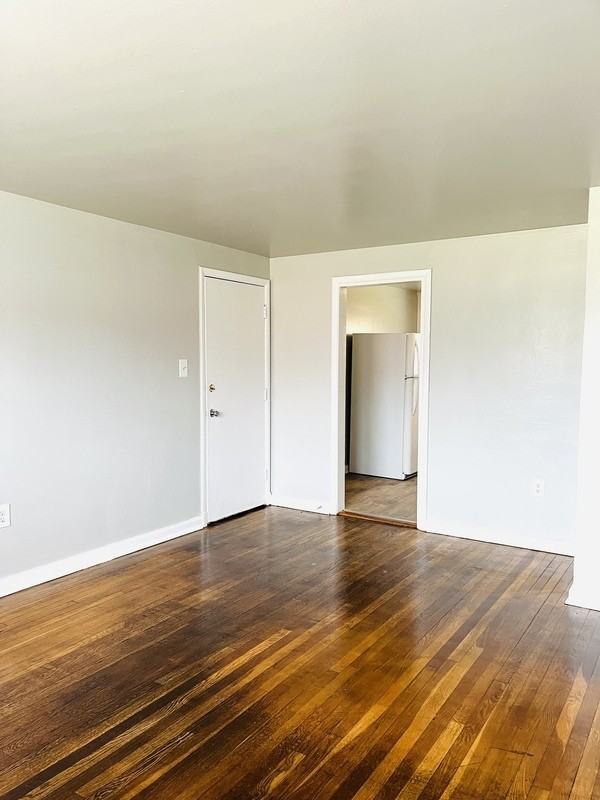 5435 Remuda Dr - Photo 7 of 10