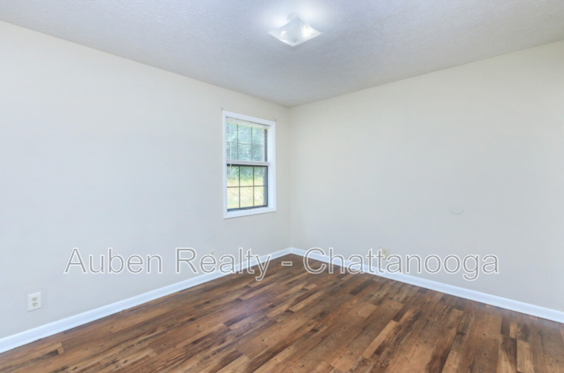 112 S Ridge Dr #FL2 - Photo 5 of 11