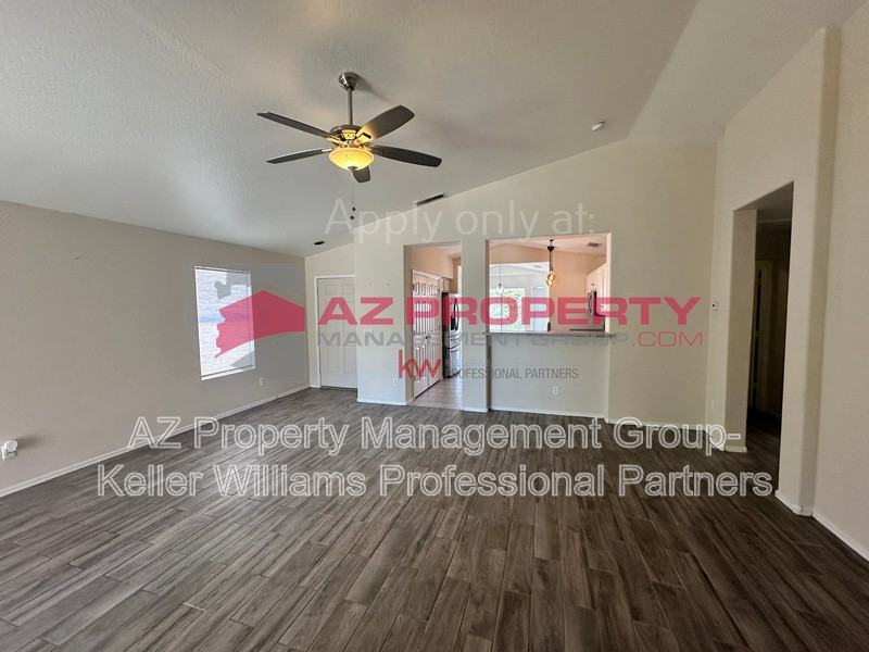 16833 W Tasha Dr - Photo 3 of 19