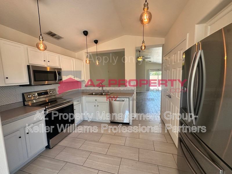 16833 W Tasha Dr - Photo 6 of 19