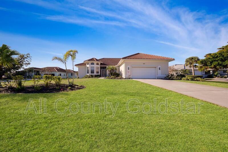 4658 Arlington Dr - Photo 2 of 20