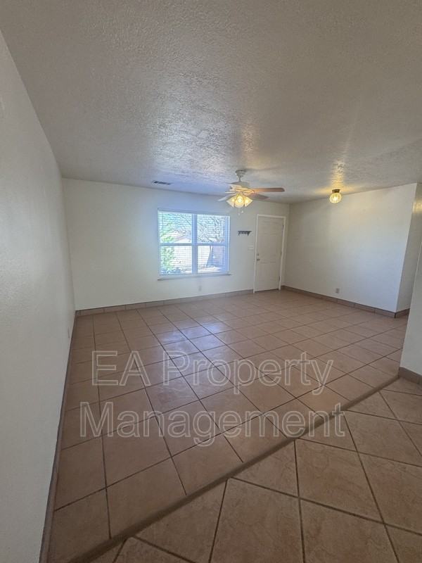 1702 Halo Cir Se - Photo 5 of 28