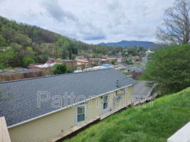 featured image of 92 Drury Ln #G