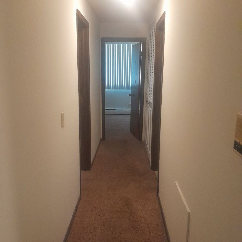 Evergreene Apartments - Photo 3 of 6