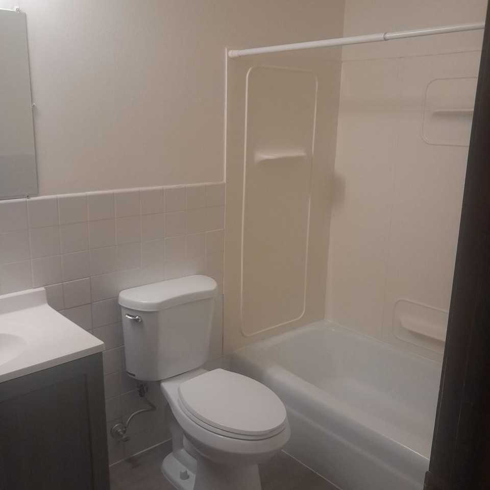 Evergreene Apartments - Photo 6 of 6