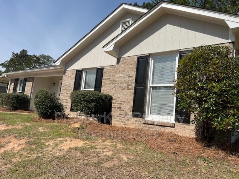 6025 Harvest Dr - Photo 2 of 25