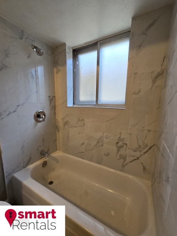 4304 Fairview Ave - Photo 6 of 15