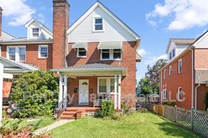 featured image of 1111 Elm Ridge Ave