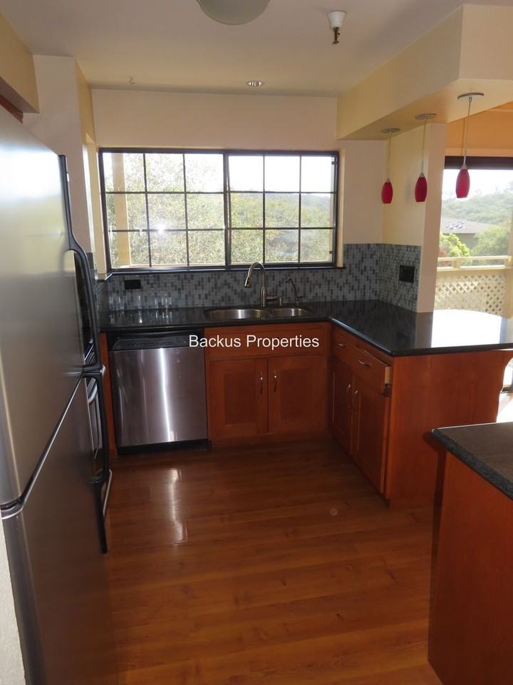 530 Pheasant Ridge Rd - Photo 5 of 18