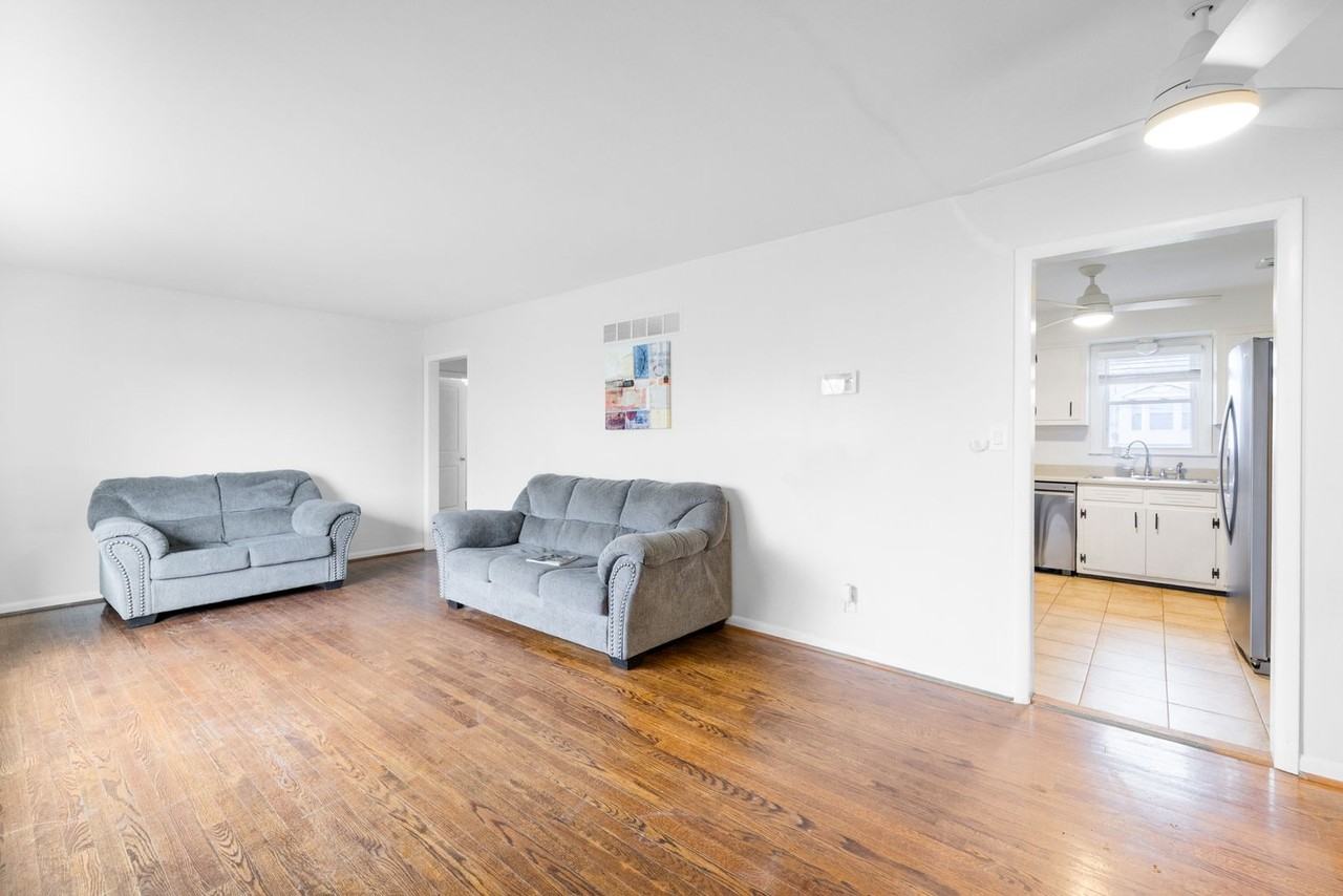 4116 S Cottage Ave - Photo 3 of 22