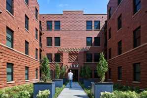 featured image of 2630 N Hackett Ave