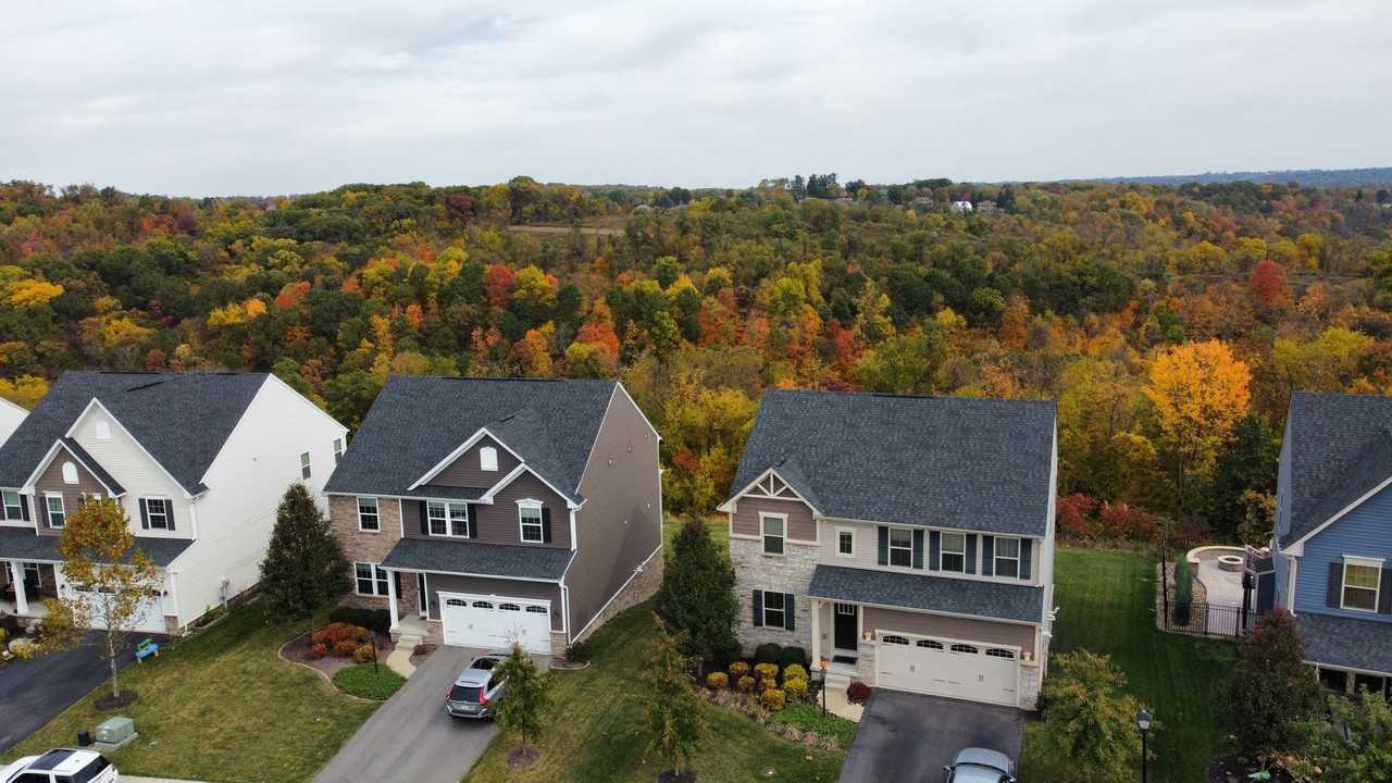 2925 Pinnacle Dr - Photo 3 of 35