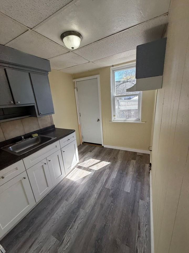 3005 Hartville St - Photo 6 of 18