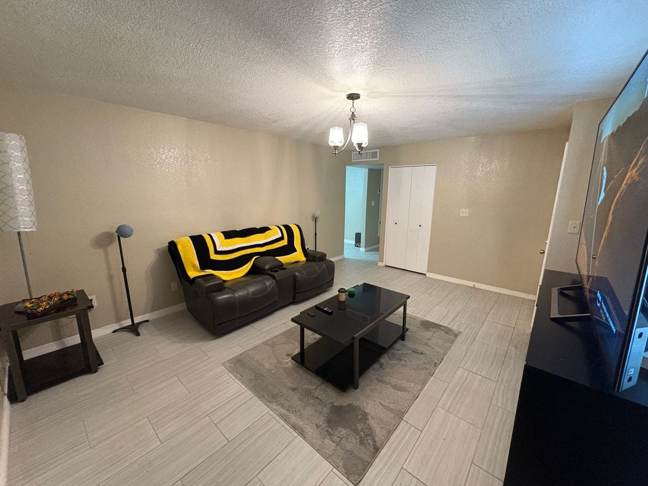 2900 Schooner Dr - Photo 3 of 14