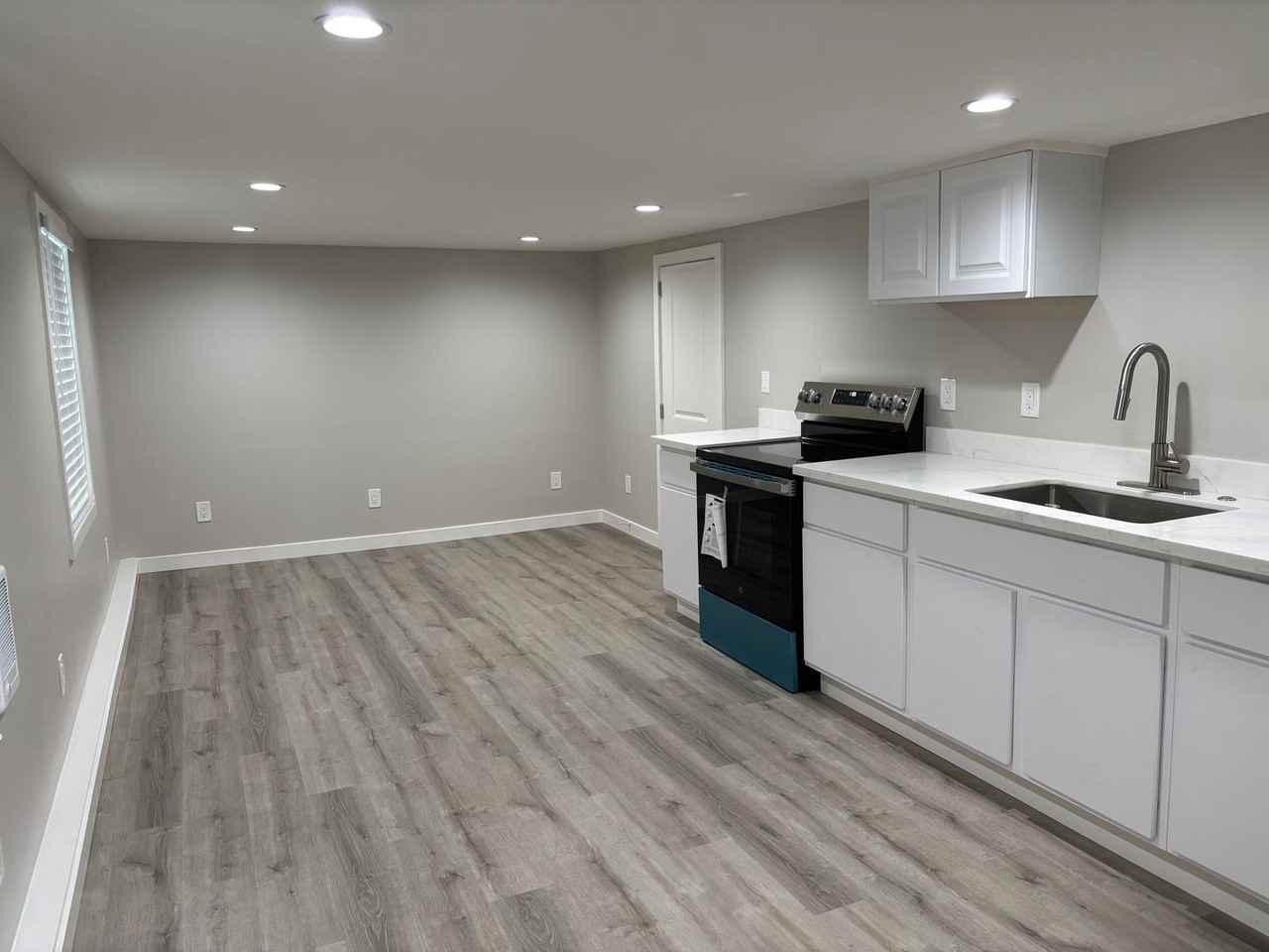 937 Masson Ave #A - Photo 2 of 5