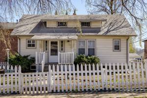 featured image of 1112 S 22nd St