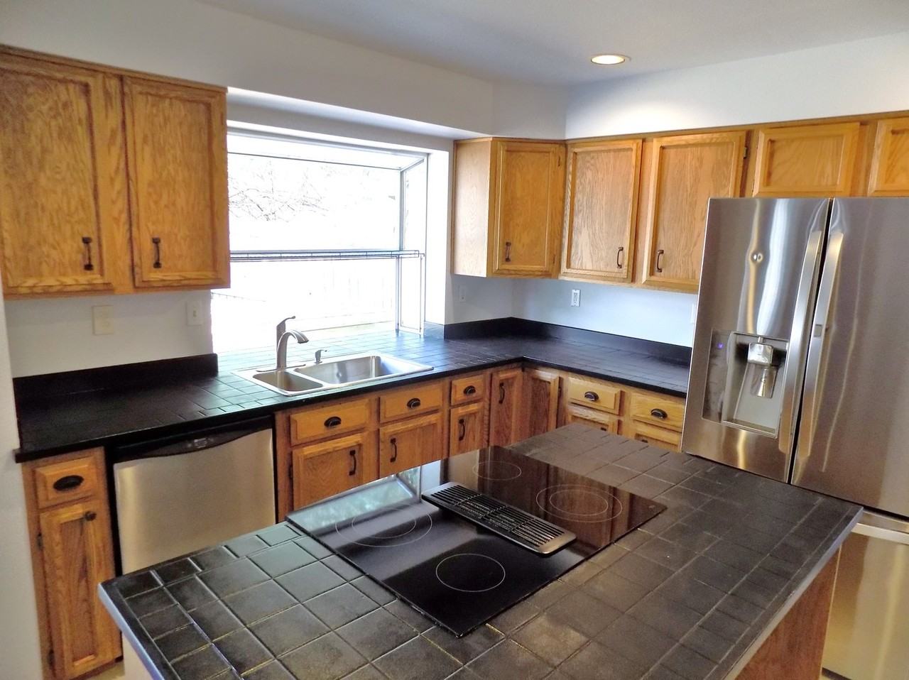 22114 Se 277th St - Photo 4 of 17