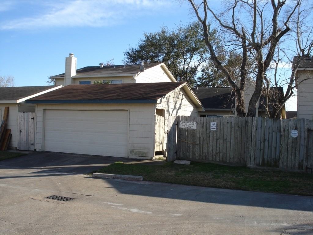 6620 Westwick Dr - Photo 2 of 18