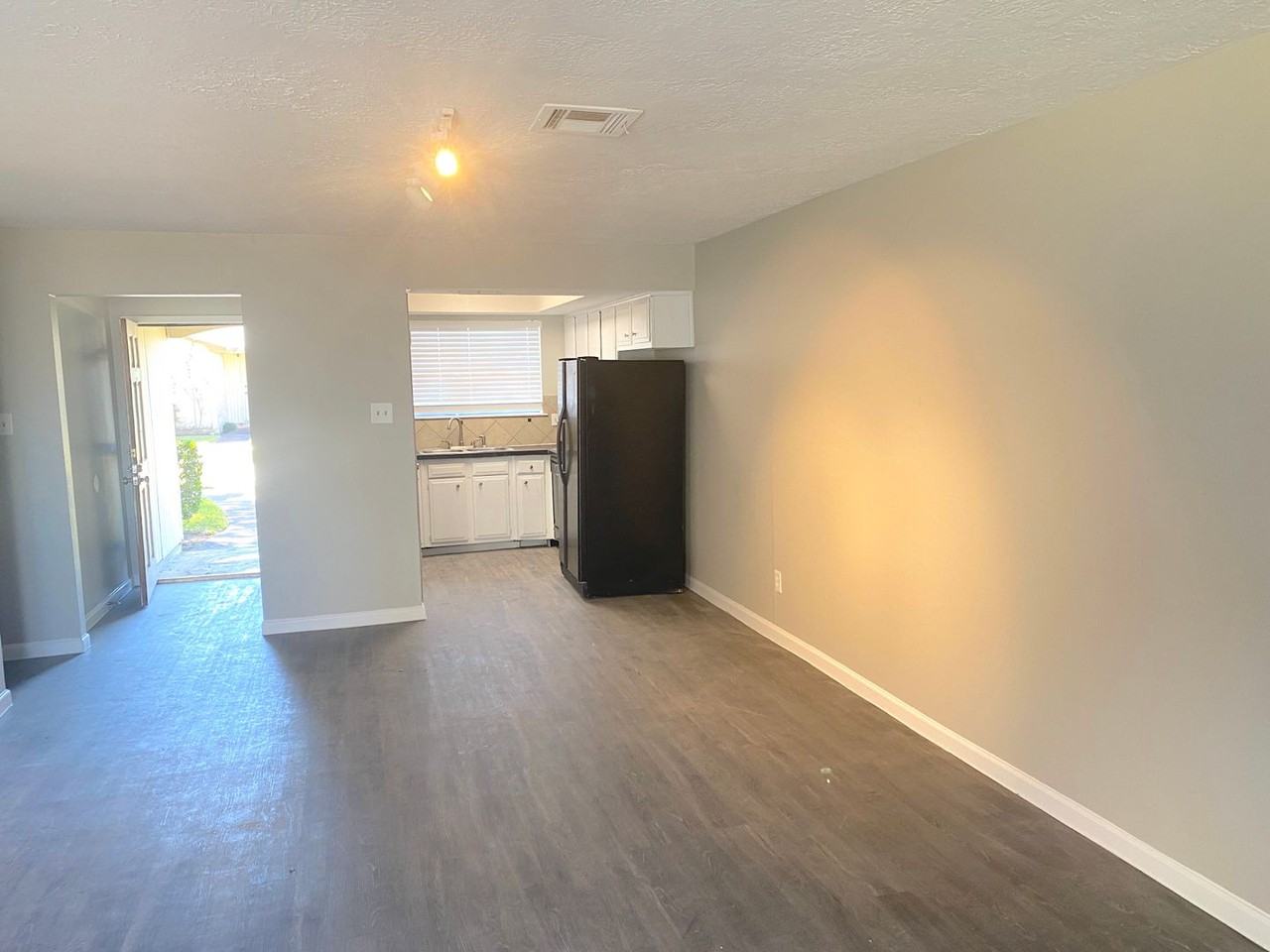 6620 Westwick Dr - Photo 6 of 18