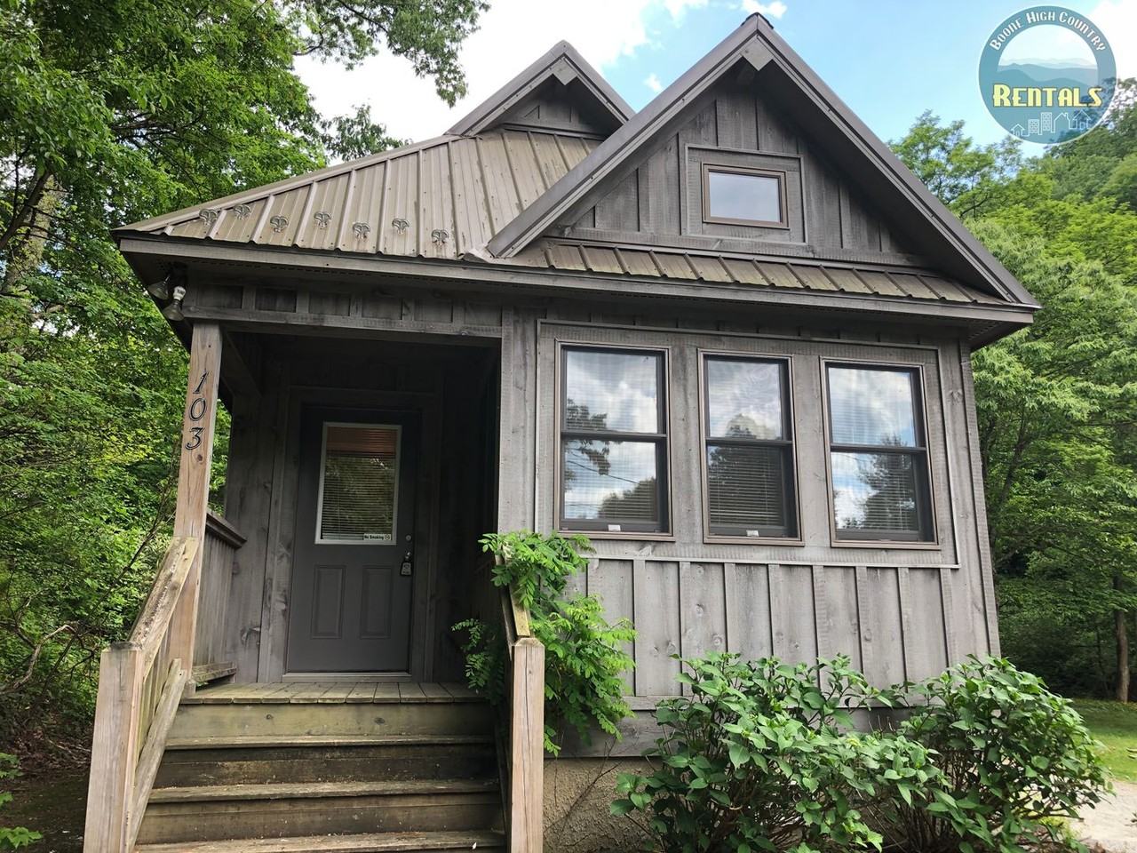 103 Goshen Creek Rd - Photo 2 of 18