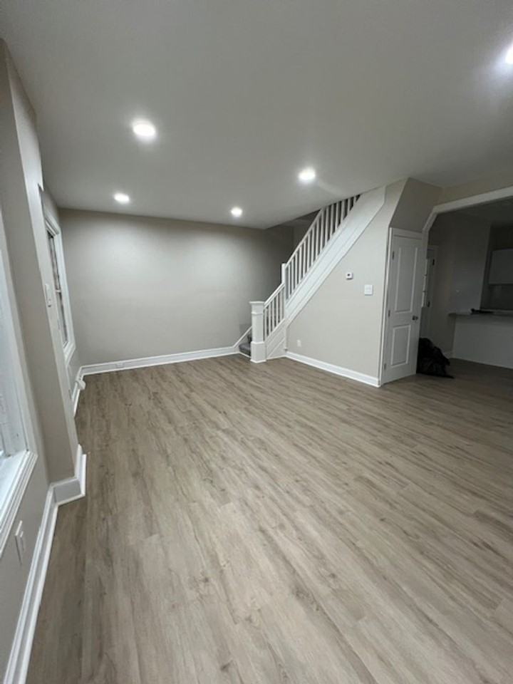 217 Hamilton Ave - Photo 3 of 18