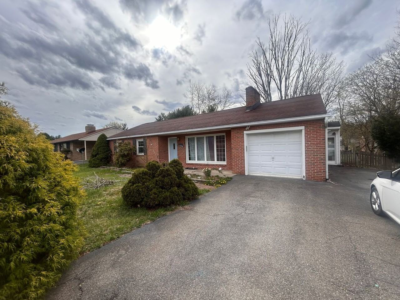 11816 Pheasant Trl - Photo 2 of 28