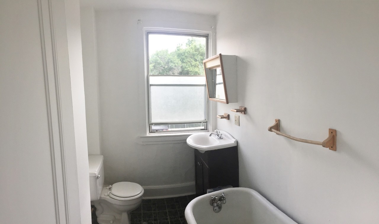 320 Stanton Ave - Photo 6 of 6