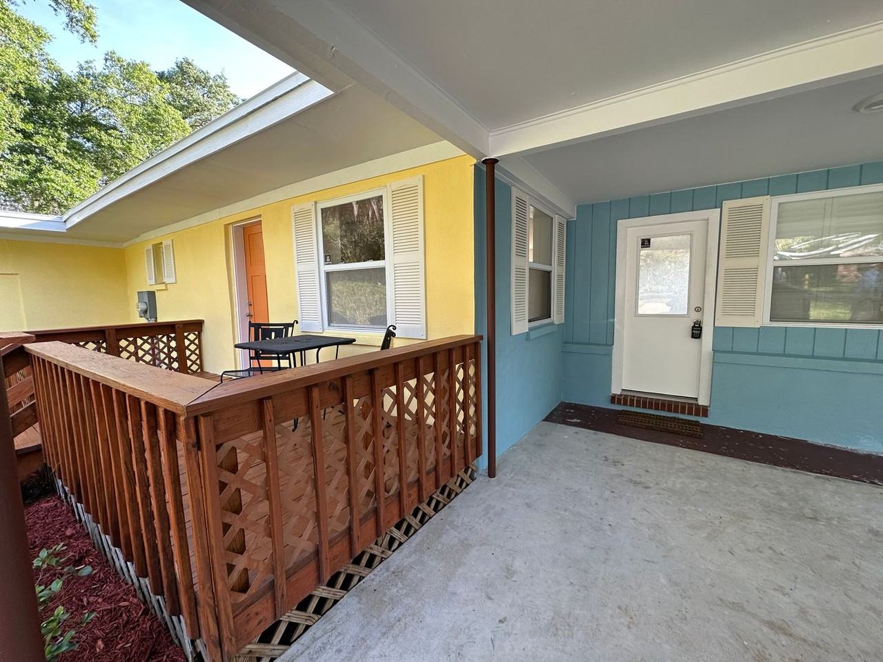 1401 Gay Ave - Photo 3 of 23